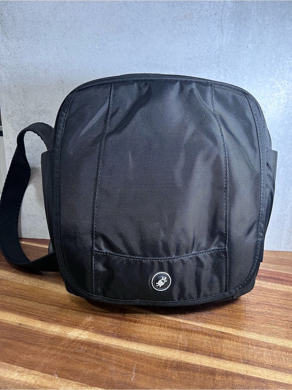 Pacsafe Metrosafe 200 GII Crossbody Travel Bag Anti Theft RFID Black EUC